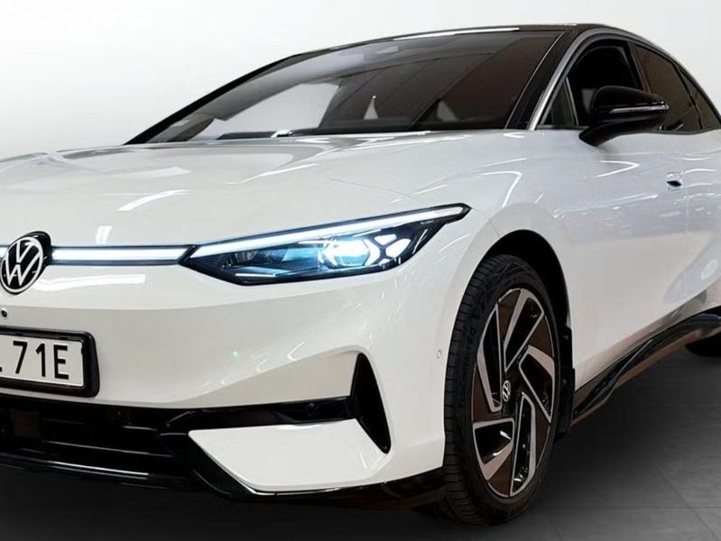 Volkswagen ID.7, Pro SoH 100% 360k Masáž Tažné